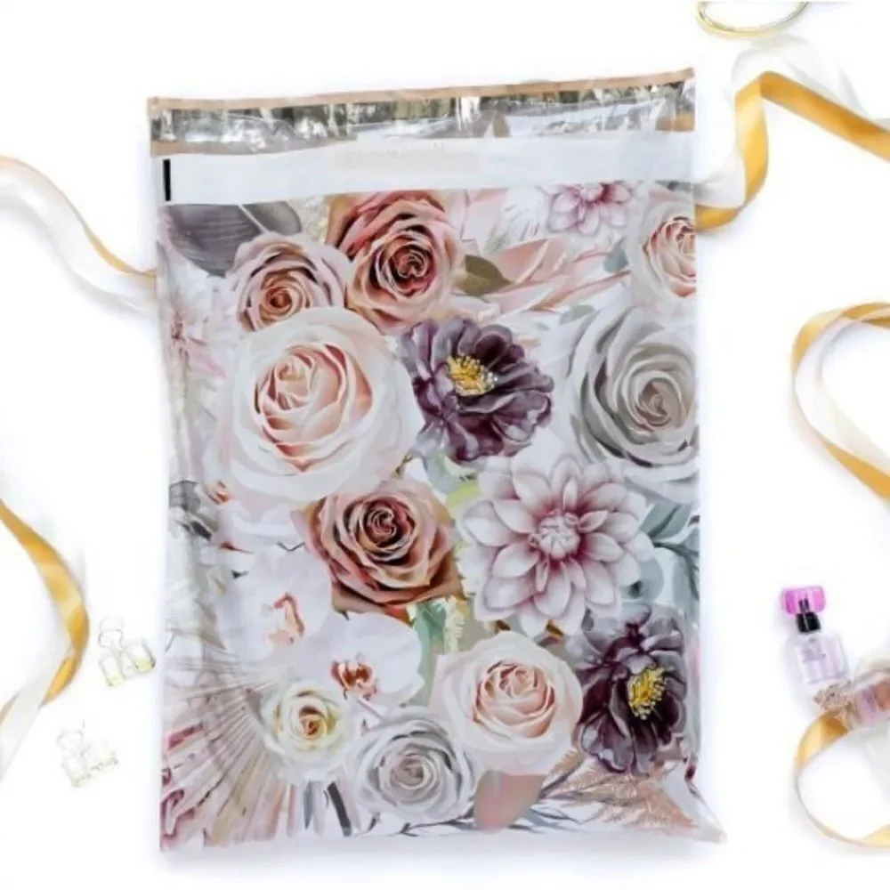 20- 10x13 Boho Floral Print Poly Mailers